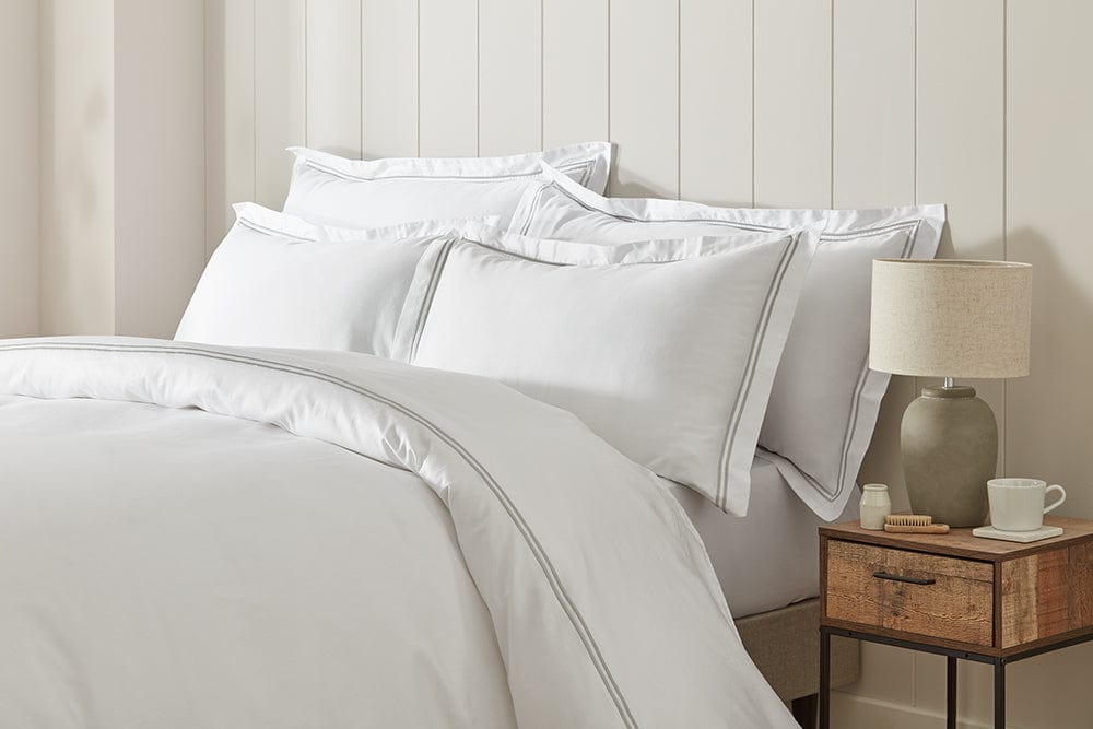 Stylish Cotton Duvet Cover The Oxford Collection White & Green