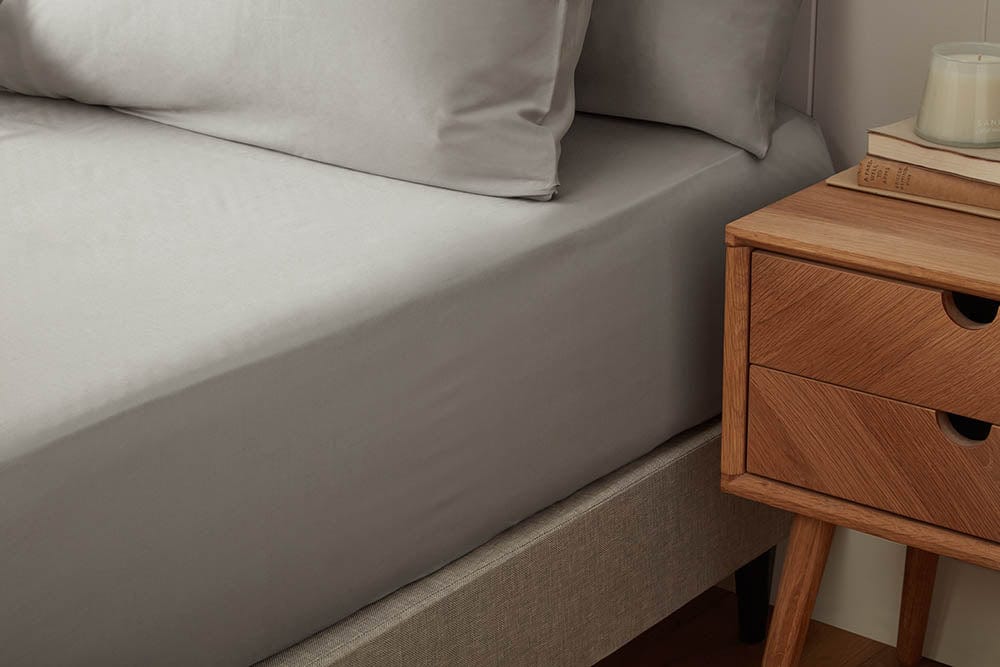 Stylish and sustainable organic cotton duvet cover, perfect for creating a serene sleep environment.