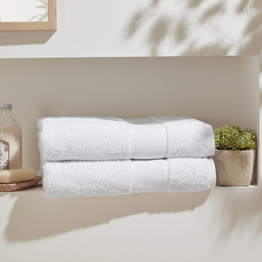 Gentle and cozy washcloth from the spa-like bath towel set